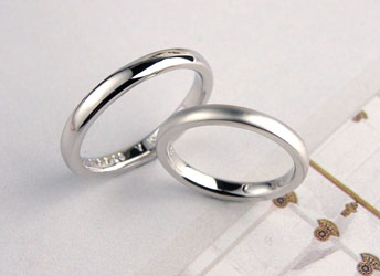 大阪府　葛本様　つや消しが可愛い甲丸手作り結婚指輪