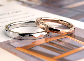 �s���N�S�[���h�Ɩډ��H�}���b�W�����O