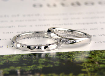 滋賀県　上野様　凸凹に削ったV字型ダイヤ手作り結婚指輪