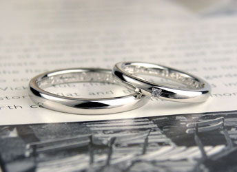京都府　小山様　ダイヤ1個シンプルな甲丸手作り結婚指輪