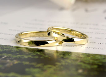 徳島県　坂本様　螺旋状に捻れたイエローゴールド手作り結婚指輪