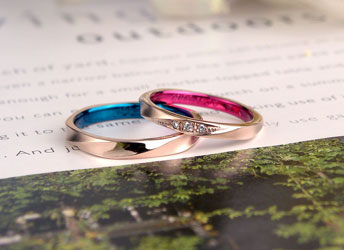 大阪府　風元様　ピンクゴールド螺旋状にダイヤを留めて内側ピンクコート手作り結婚指輪