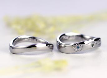 �Ԃ̖͗l�������w�ւ̃f�U�C���ɓ���ăJ���[�_�C���𖄂ߍ���