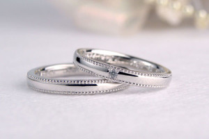 ミル打ちが可愛い手作り結婚指輪