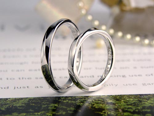 螺旋状の手作り結婚指輪