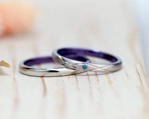 紫コーティングでキルティング模様の手作り結婚指輪