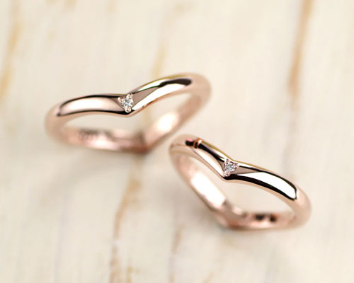 ハート型ピンクゴールド結婚指輪
