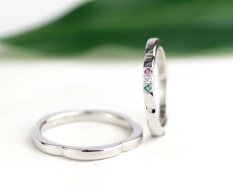 エメラルド・ダイヤ・ピンクトルマリン誕生石の手作り結婚指輪
