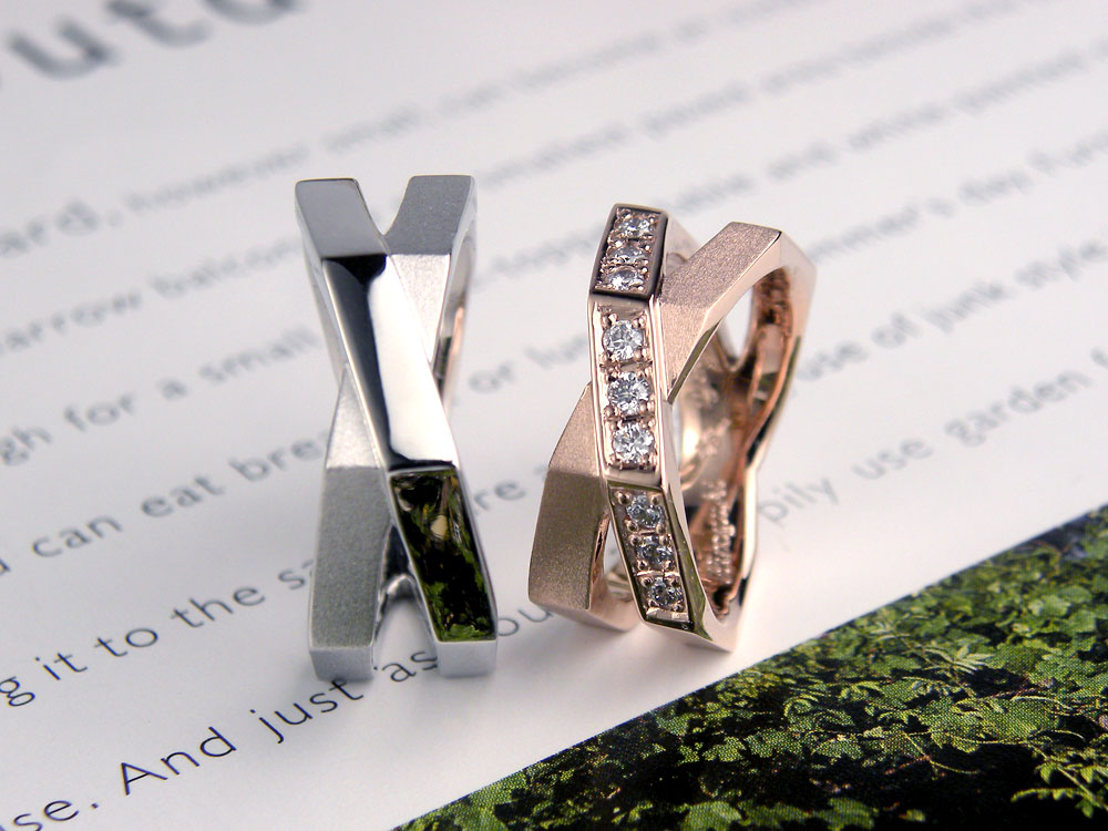 X型の個性的な手作り結婚指輪