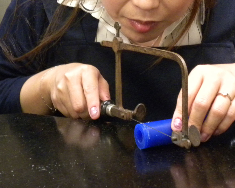 結婚指輪をワックスで作る