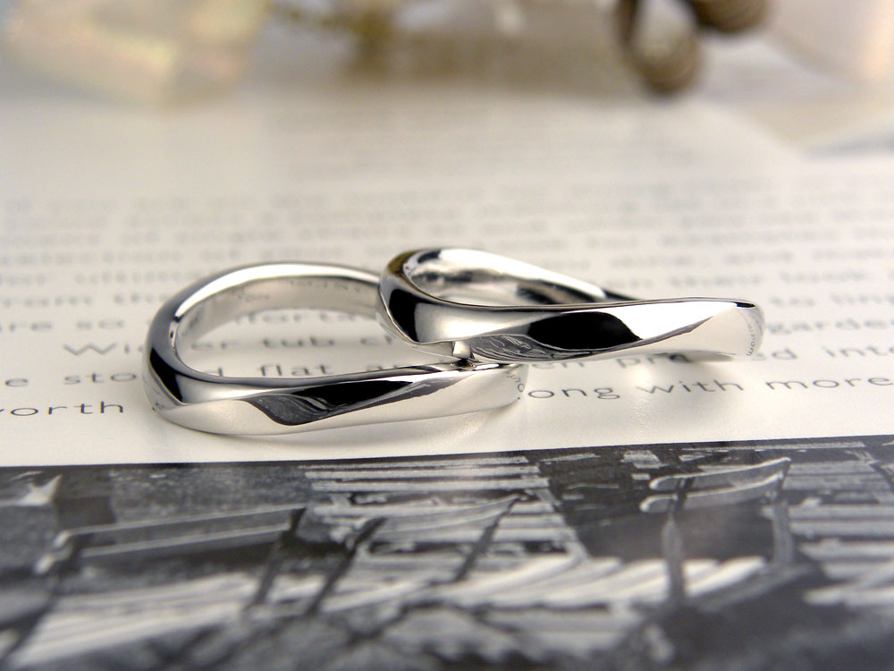 S字型の手作り結婚指輪