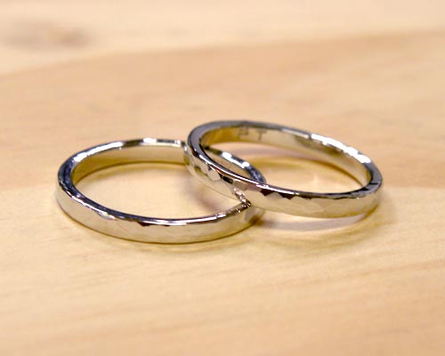 彫金槌目の手作り結婚指輪
