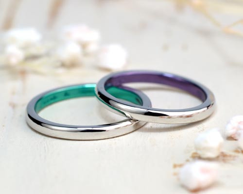 彫金紫とグリーンの手作り結婚指輪