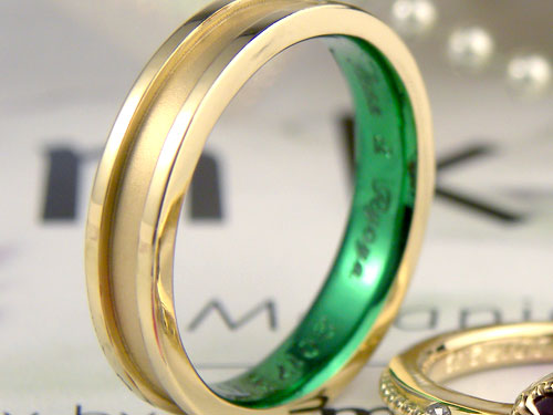 グリーンコート結婚指輪